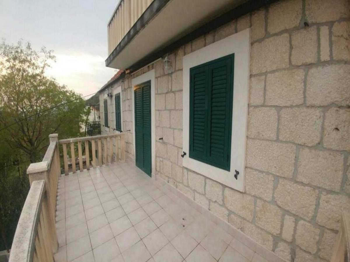 Holiday Home Carevic Gornja Brela Exteriér fotografie